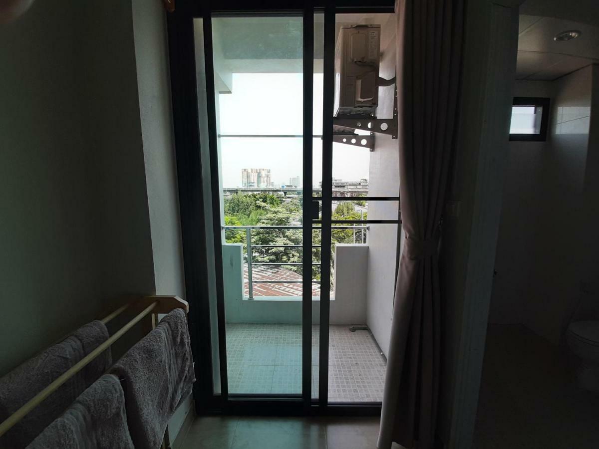 Vanlisut Hotel Ngamwongwan Nonthaburi Exterior foto